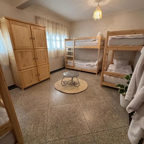 Humble Surf House - Anza, hotel em Agadir