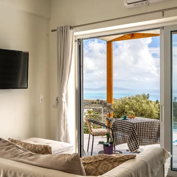 Vrachos Nature Lodges DAPHNE 2, Private pool, Hotel in Agia Galini