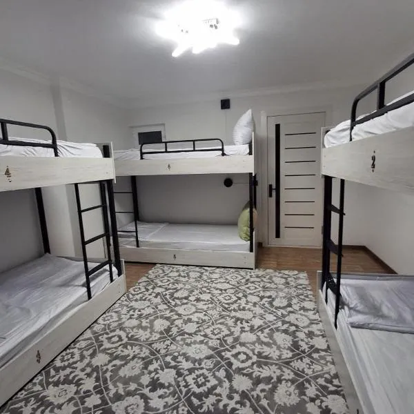 BridgeStayHostel, hótel í Samarkand