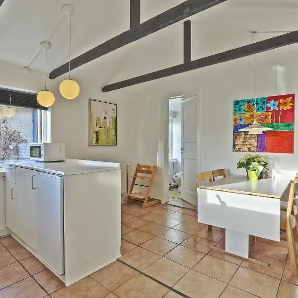 Strandens Apartment, khách sạn ở Ishøj