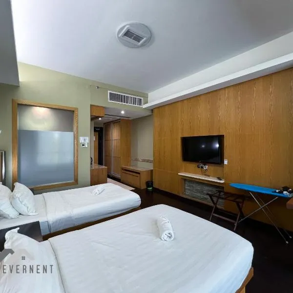 Evernent Meritz, hotel in Miri