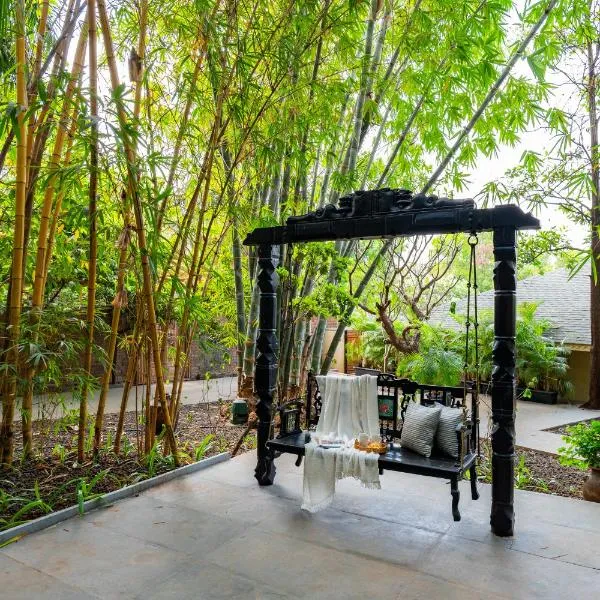 Alaya Stays Timber Pet-friendly Premium Bamboo Cottages, Hotel in Pādli