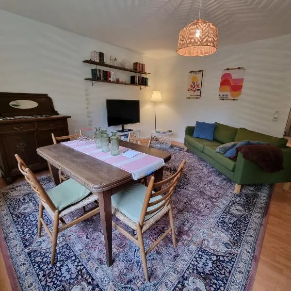 Gemütliche Ferienwohnung mit Blick ins Grüne, hotelli kohteessa Wadern