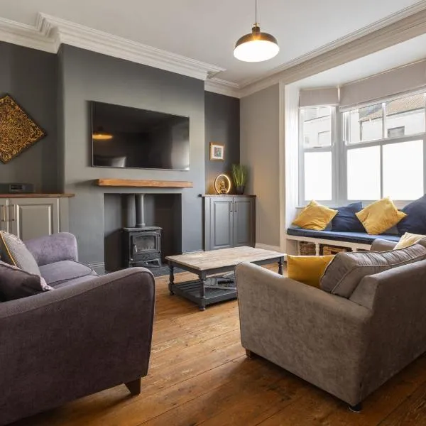 Victorian Beach Retreat, Sleeps 8, Dog Friendly, hotell sihtkohas Saltburn-by-the-Sea