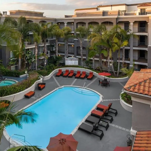 Luxury Coastal 1 & 2 Bedroom Retreat Near Venice with Pool & Cinema Room, hotel en Los Ángeles