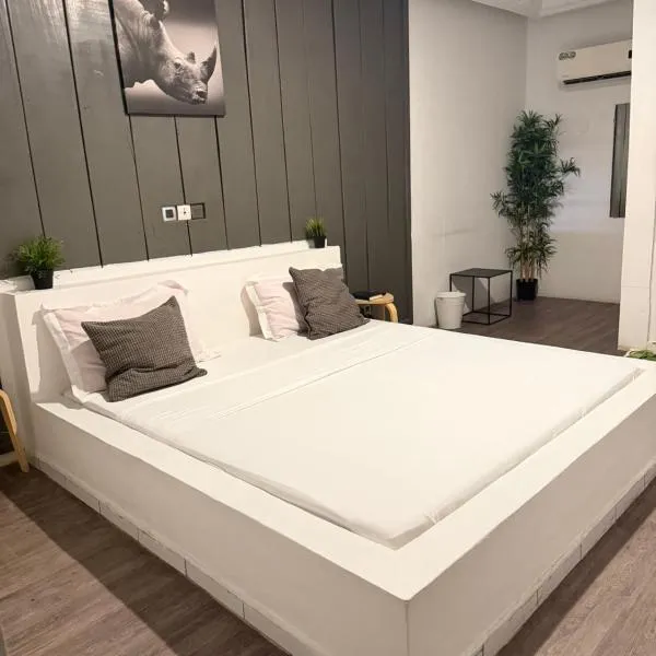 K-Residence Palmeraie, hotel a Abidjan