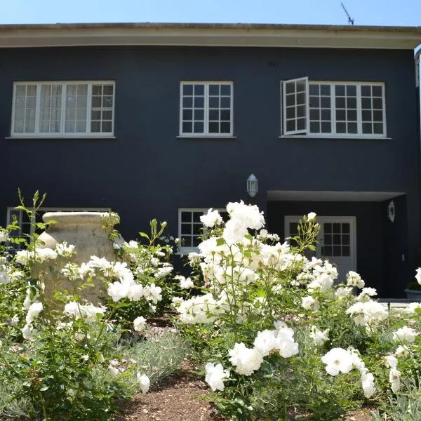 The Garden Shed Guest House, hotel in Wellington