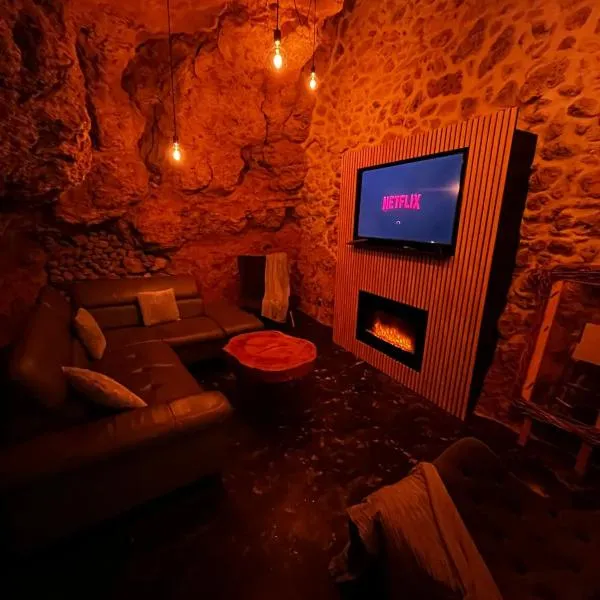 Villa Gloria, hotel u gradu 'Tourtour'