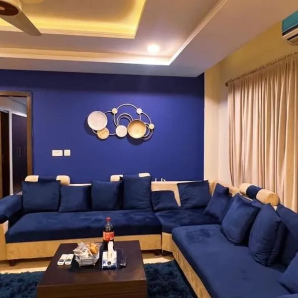 Modern Stay with 2 AC, Free Parking & Self Check-In, hôtel à Rawalpindi