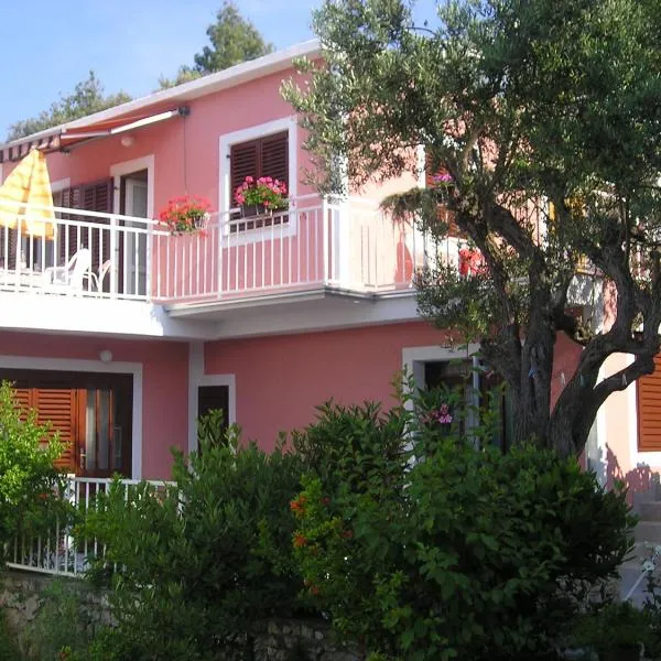 Apartman Vladić, hotel v Grebaštici