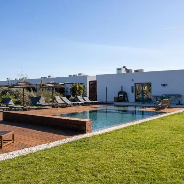 Quinta da Amendoeira - Évora - The Farmhouse, готель у місті Евора