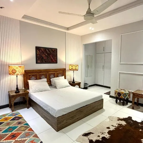 Lyallpur Home Stay Executive, hotel in Faisalabad
