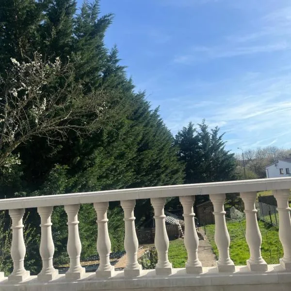 Le Cocoon caché avec parking, hotell i Sarreguemines