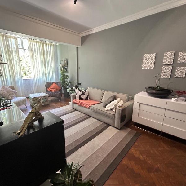 Prime Ipanema 2 Min Walk to Beach 3BR for 6