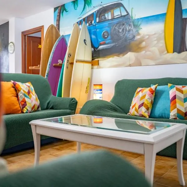 Surf House Sanvi, hotel v destinaci San Vicente de la Barquera