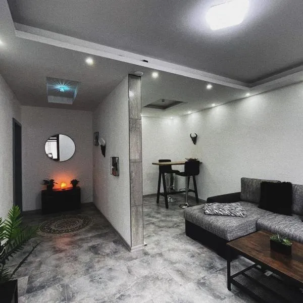 Casa Antić Große Moderne 50qm Wohnung direkt im Zentrum WLAN ist Kostenlos 1-4 Personen โรงแรมในซาลเฟลด์