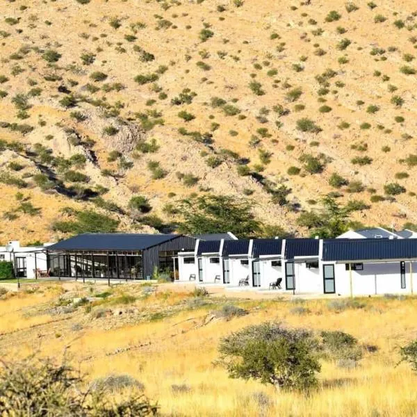 Achab chalets، فندق في Usakos