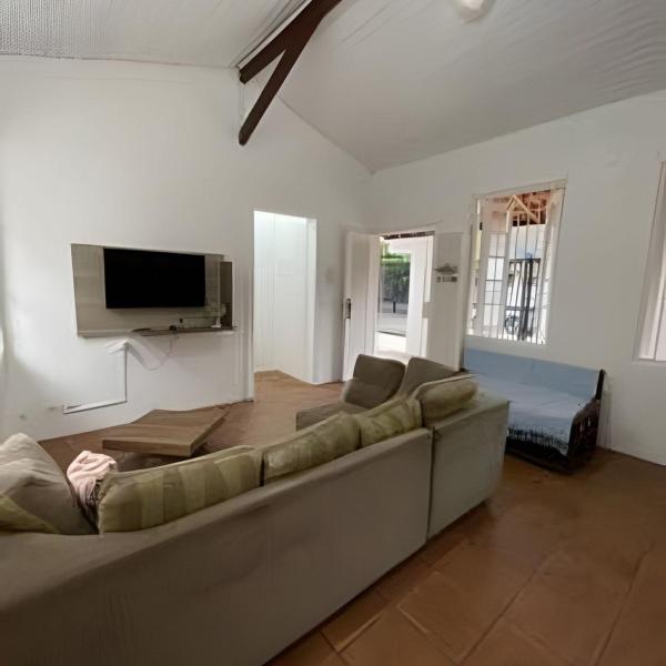 Casa Espaçosa a 150m da Praia das Toninhas - Foto 5