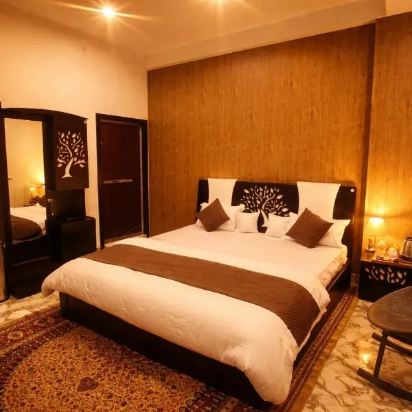 The Comfort Crest - Home Stay 2 Bedroom Family Suite with Living room, hotel a Bodh Gaya