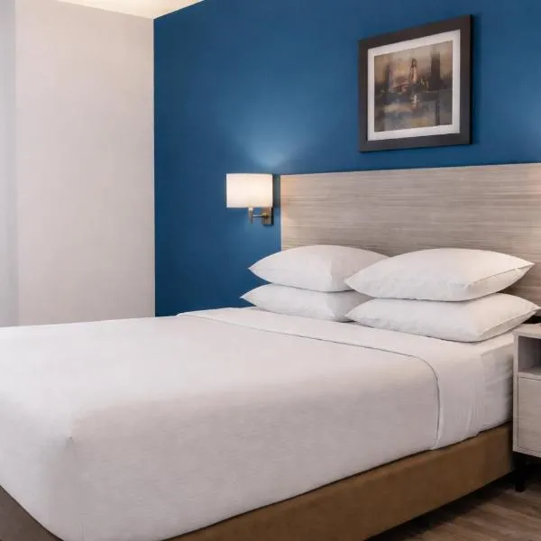 Signature Stay Inn & Suites - Downtown Hamilton, hotel a Hamilton