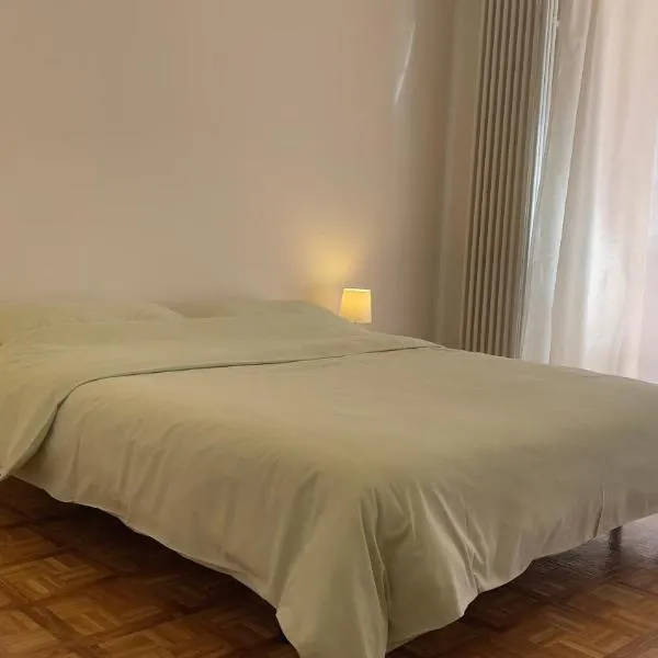Feel Home Apartment – hotel w mieście Lugano