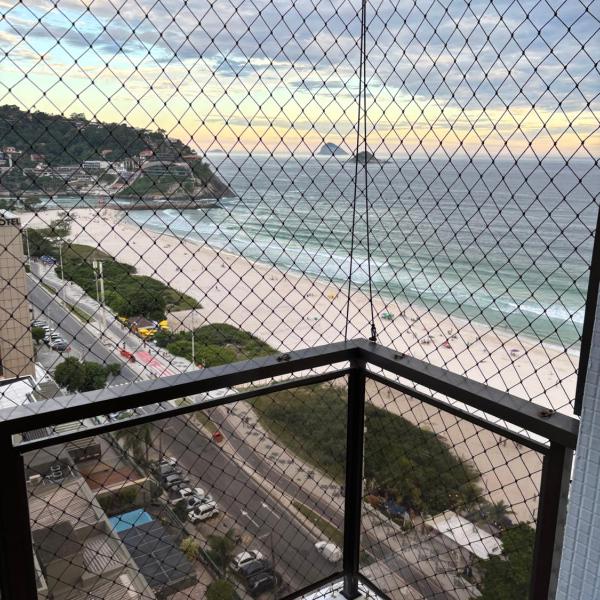 Apto beira mar