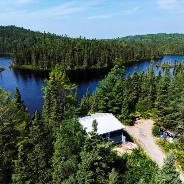 Espace des Grands-Ducs - Domaine de Lacs et de forêt, hotel v mestu Sacré-Coeur-Saguenay