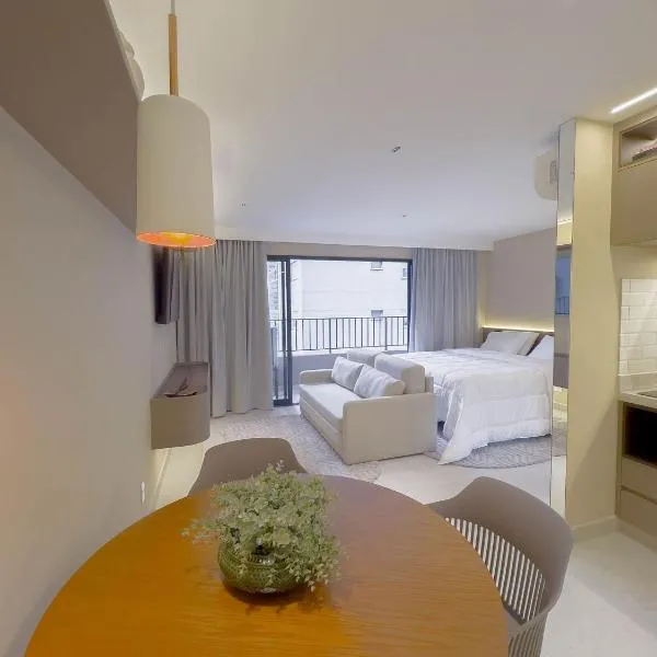 FR1307B Estúdio alto padrão com cama king e garagem: Goiânia şehrinde bir otel