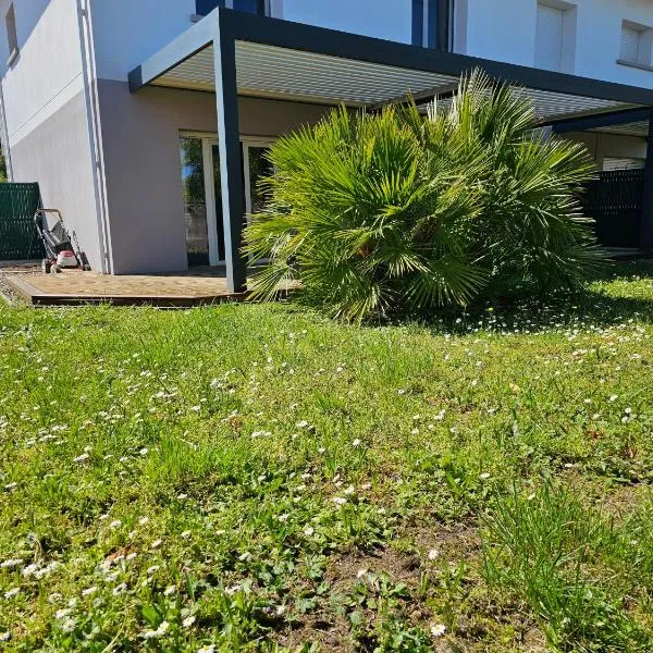 Entre Bordeaux et Océan, Oasis avec Pergola, מלון בפסאק
