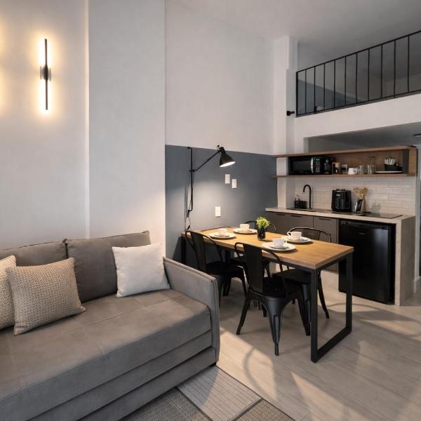 LOFT Duplex Moderno no centro com ar e garagem