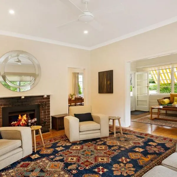 Canary Cottage, hotel in Bowral