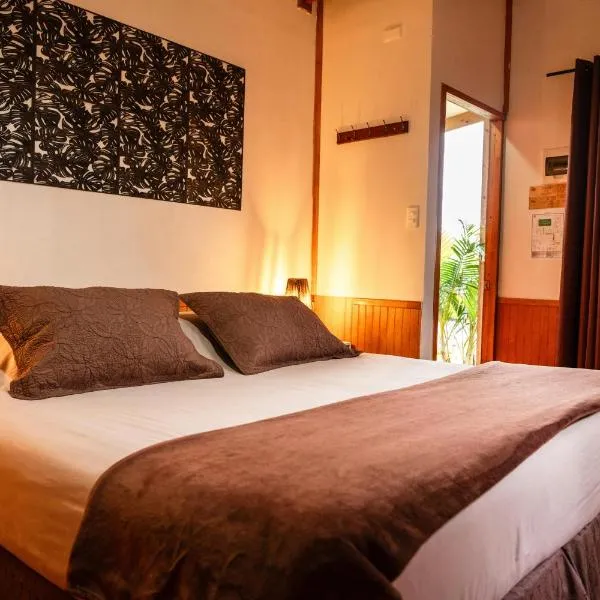 PARAÍSO Sunset Bungalows, Hotel in Hanga Roa