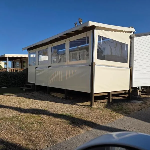 FMLODGE mobil home le petit cocon โรงแรมในวัลราส์-ปลาจ
