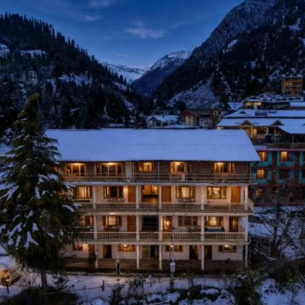 Beholden Stay & Cafe-Mountain View Boutique Stay in Old Manali, hôtel à Manali