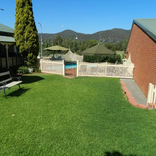 Roseville Motel and Apartments โรงแรมในแทมเวิร์ธ