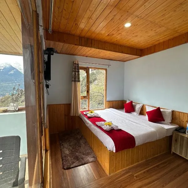 Hill Ice Guesthouse Tosh Mountain View Rooms & Balcony, hôtel à Tosh