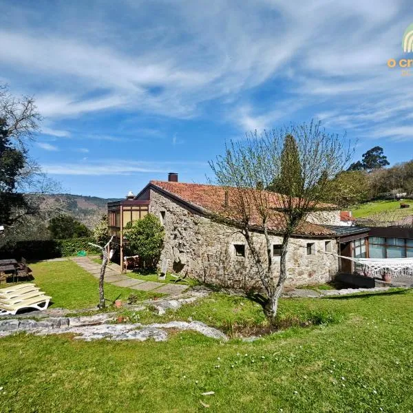 Casa O Cruceiro de Aguiar, hotel em Merza