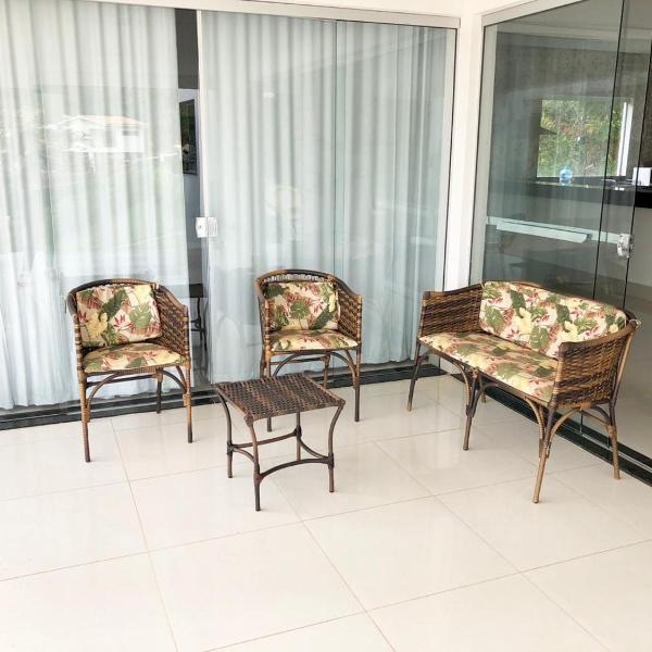 Casa Alto Padrão com Vista para o Lago em Escarpas