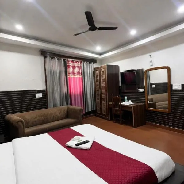 Hotel Royal Plaza photo 2