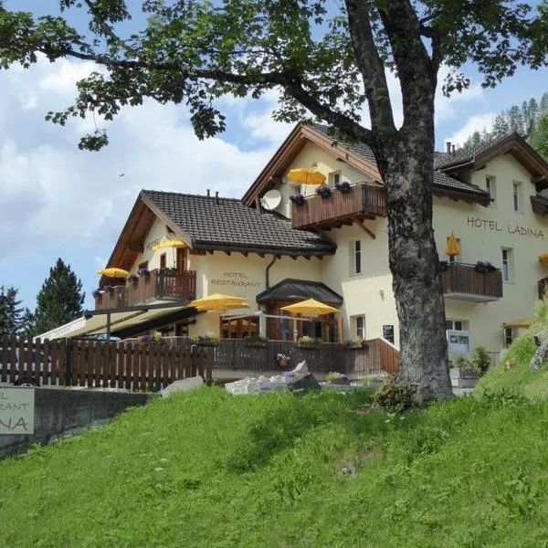 Hotel Garni Ladina, hotel v mestu Bergün
