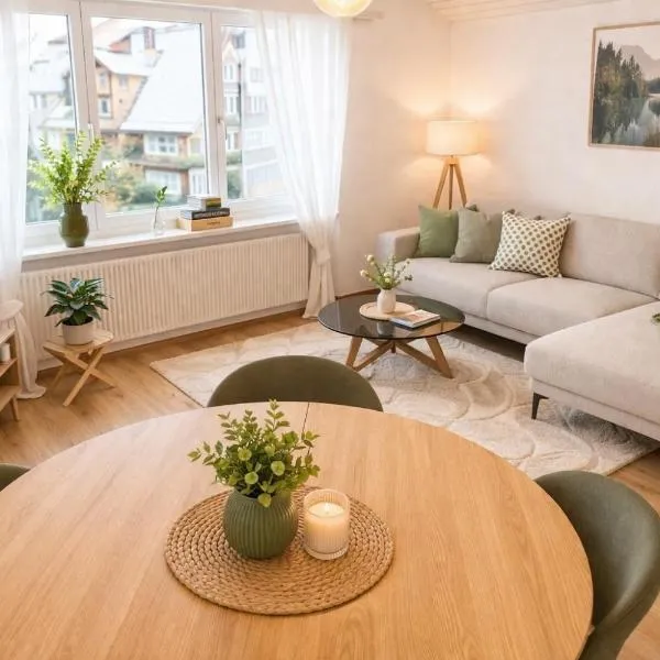 Moderne 3-Zimmer-Ferienwohnung im Toggenburg, Hotel in Krummenau
