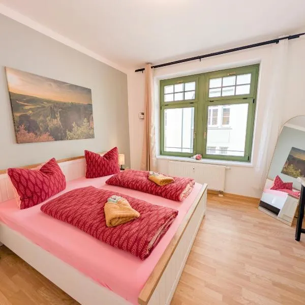 Urlaubsmagie Ferienwohnung Bachrauschen - Balkon am Bach - für 6P - BA2, hotell i Sebnitz