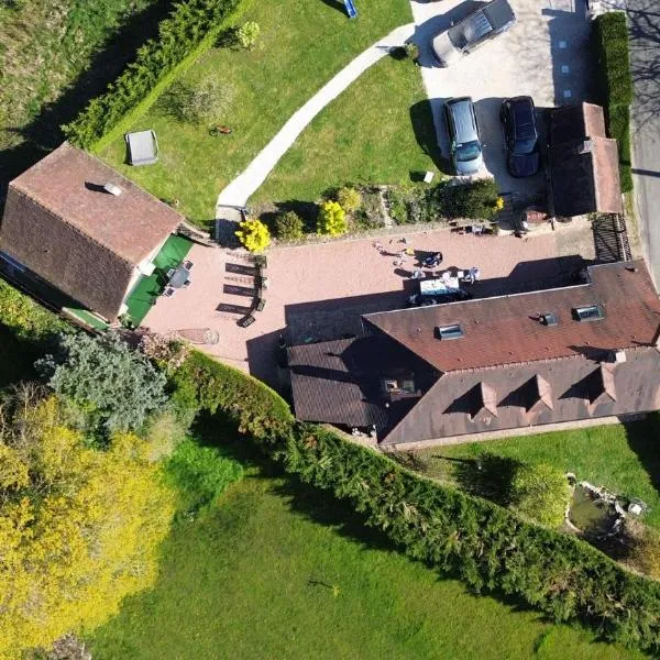 Gîtes Saint-Germain, Hotel in Saint-Germain-du-Bois