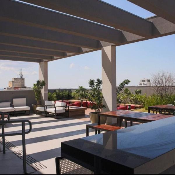 Coração da Liberdade | Acomoda 4 | Ar + Rooftop + Gym - Foto 5