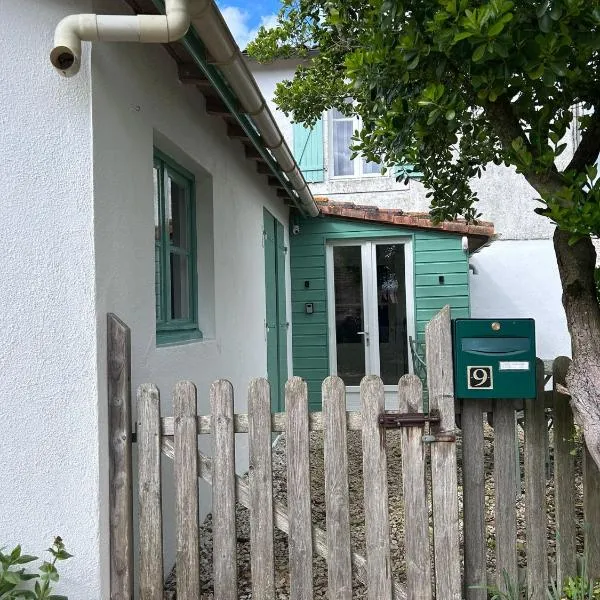 Cosy French retreat in Brettes, Hotel in Brettes