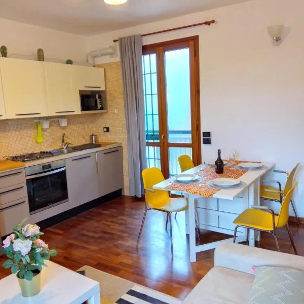 Lara & Luca's house, hotel u gradu Luka