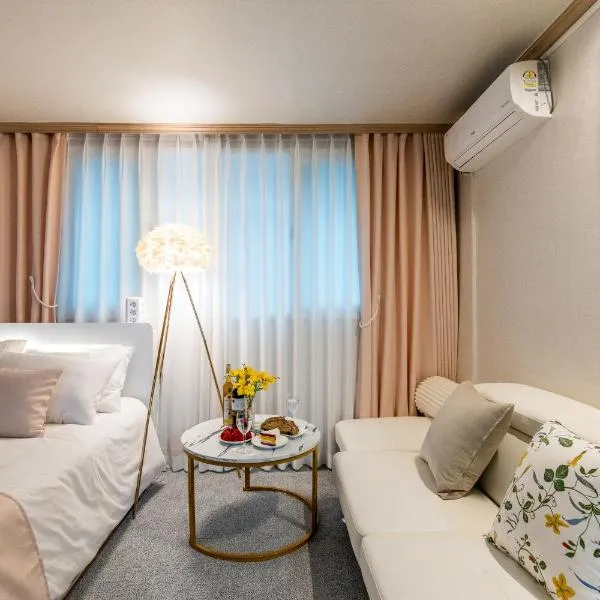 홍대 골든스테이, hotel a Seül