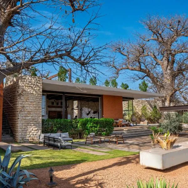 Casa del Toro Luxury Ranch, Hotel in Nguékokh