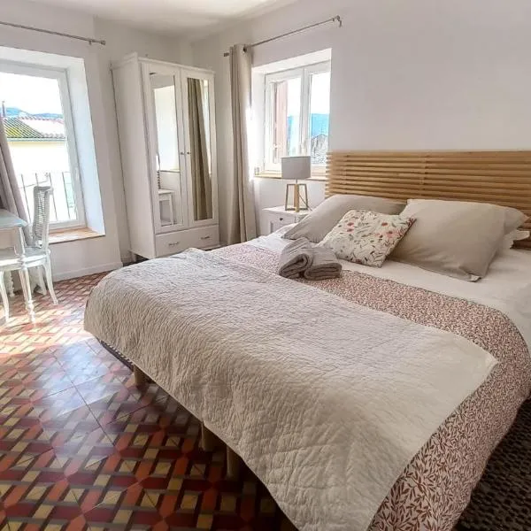 La Tour de l'Ange, viešbutis mieste Hérépian