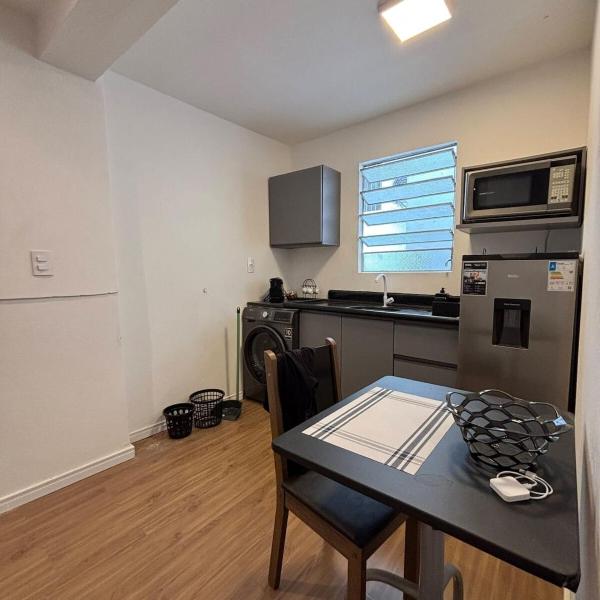 Centro de Floripa Tudo Perto Confortavel Completo 4 quartos - Foto 4
